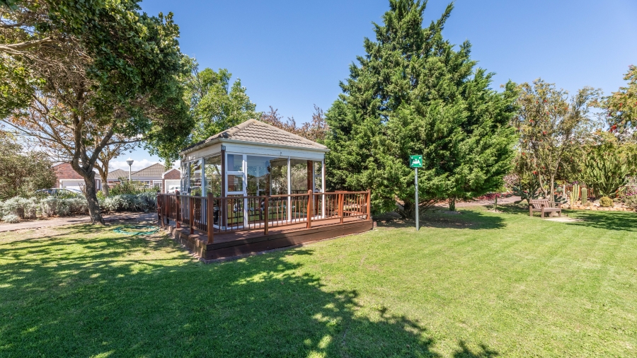 2 Bedroom Property for Sale in Parklands Western Cape